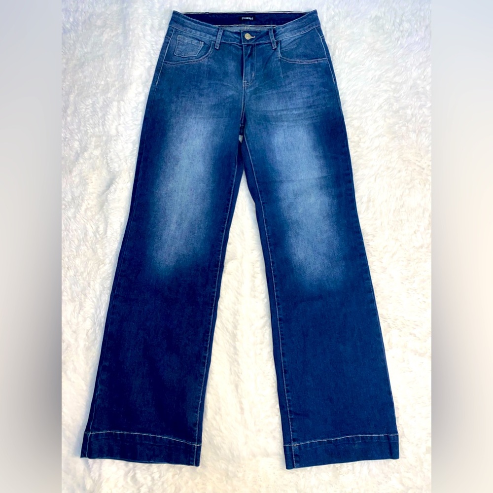 Flamingo low-rise flared Denim size Large 10/12